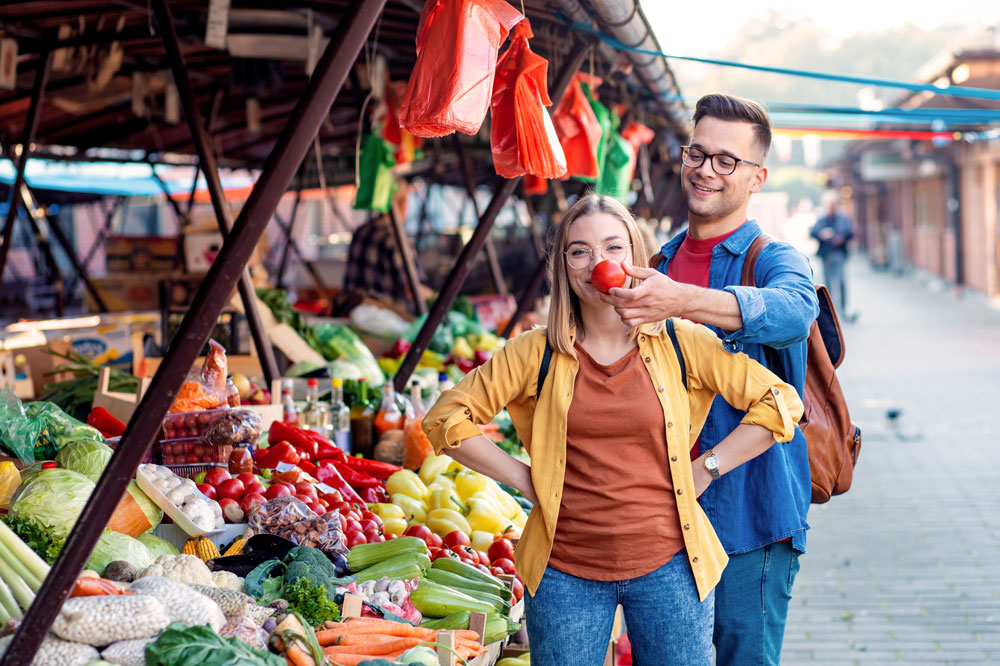 Exploring-Niche-Markets-01